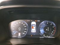 VOLVO XC40 1.5 T3 MOMENTUM PRO AUTO