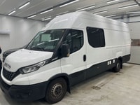 IVECO Daily 2.3 35s18h L4h3 Auto Mandskabvogn